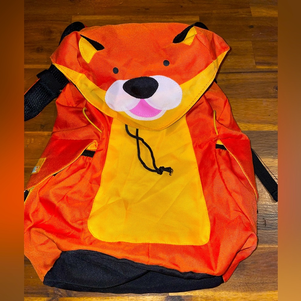 Fox 🦊 kids backpack! With reflecting bands for safety almost new